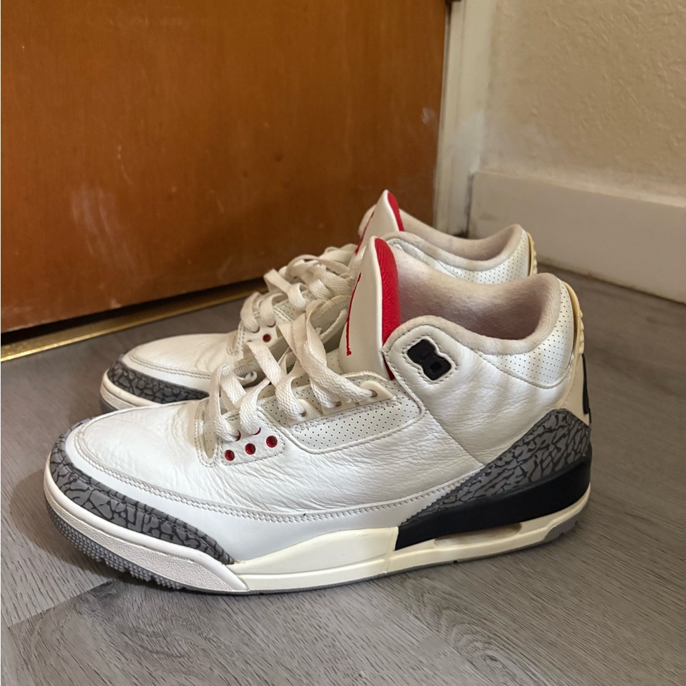 Nike air jordan 3s